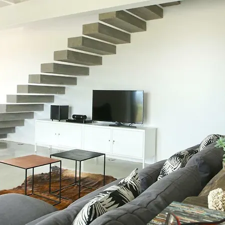 Casa Mira *